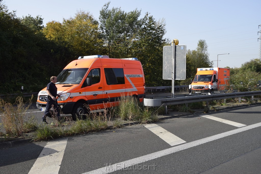 Schwerer VU PKlemm A 57 Rich Innenstadt Hoehe Koeln Chorweiler P263.JPG - Miklos Laubert